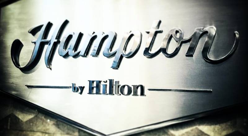 Hampton By Hilton stanbul Ataky