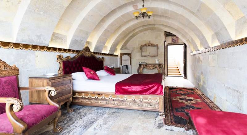 Hermes Cave Hotel