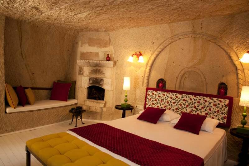 Hezen Cave Hotel