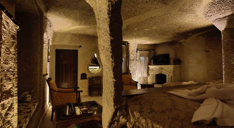 Hidden Cave Hotel