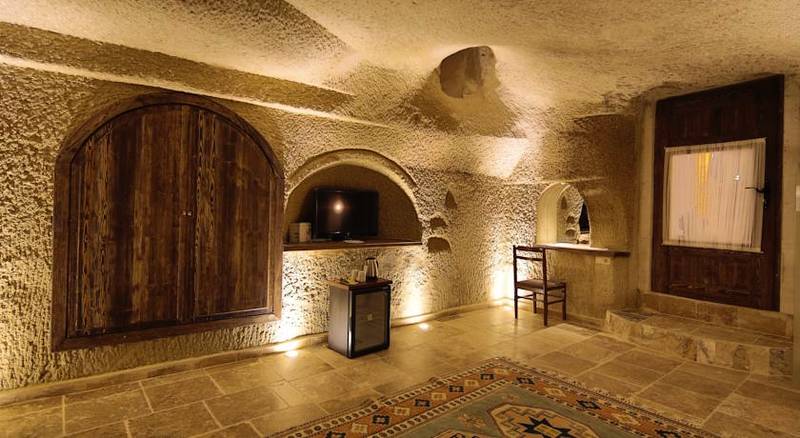 Hidden Cave Hotel