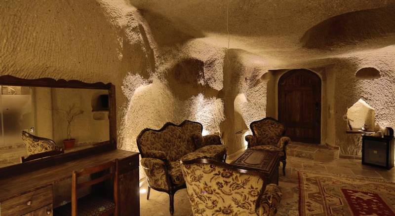 Hidden Cave Hotel