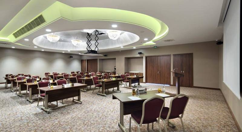 Hilton Garden nn stanbul Beylikdz