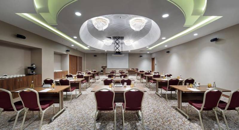 Hilton Garden nn stanbul Beylikdz