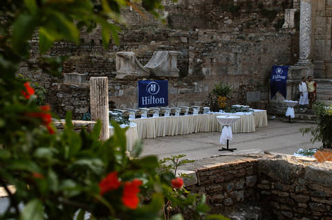 Hilton zmir