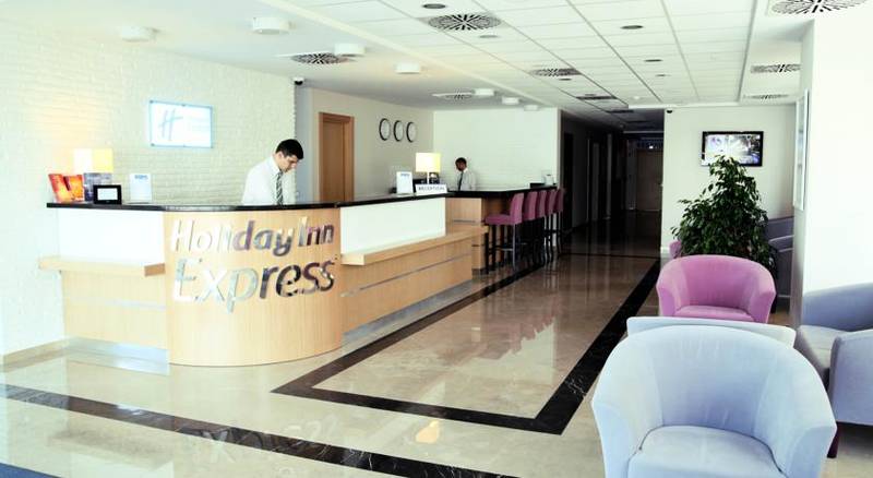 Holiday nn Express Altunizade