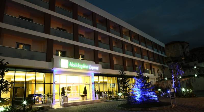 Holiday nn Express Manisa