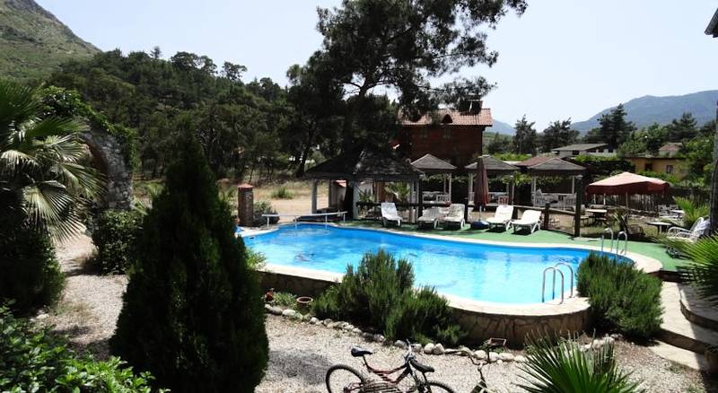 Hotel 212 Olympos