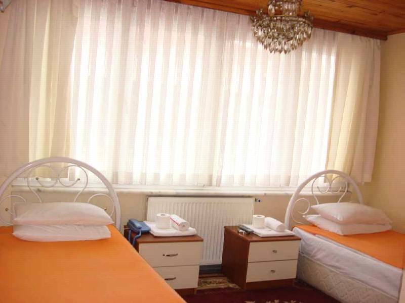 Hotel Emek