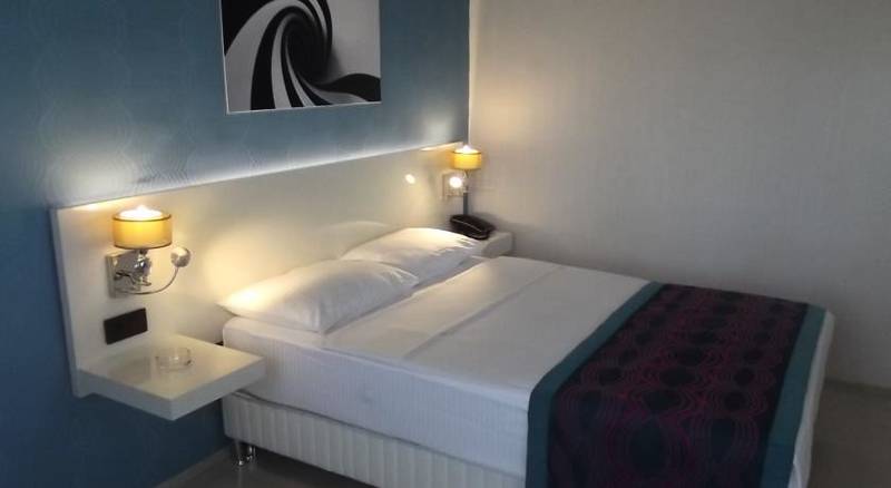 Hotel Etap Altnel Aliaa