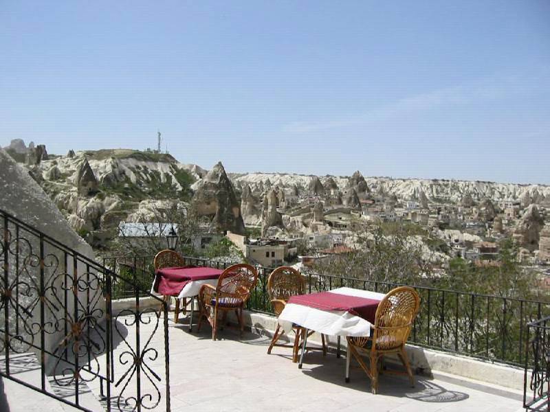 Lalezar Cave Hotel