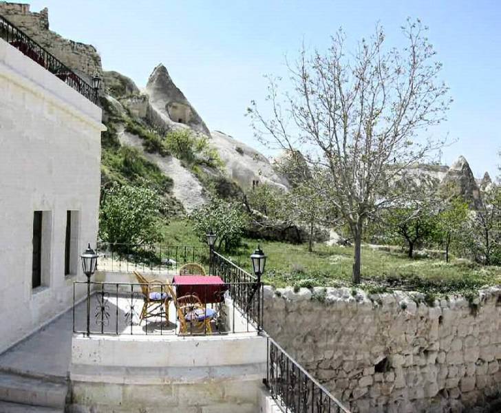 Lalezar Cave Hotel