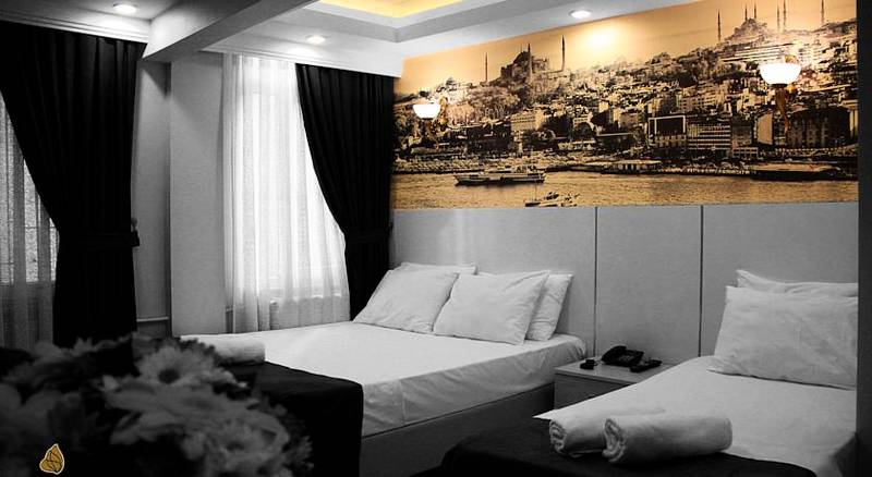 Hotel Life Room