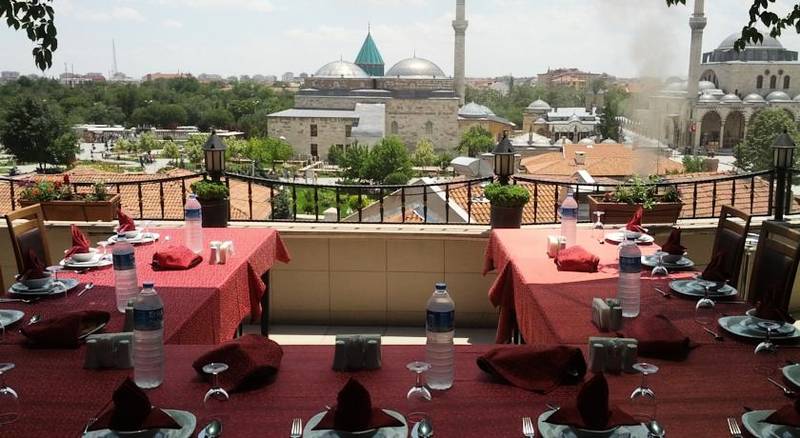 Rumi Hotel