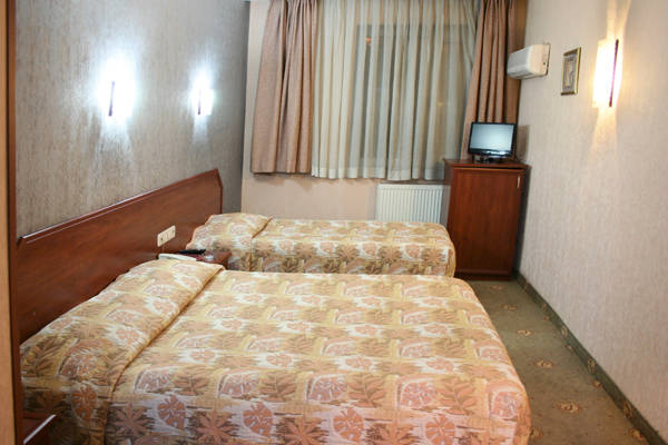 Hotel Uzun Jolly