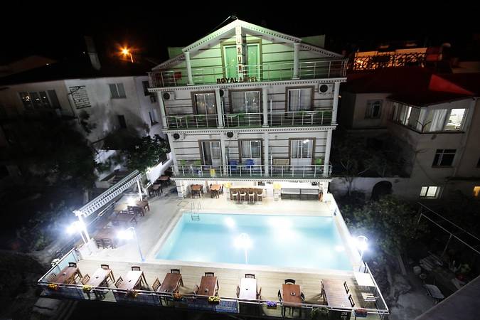 Huzur Royal Hotel