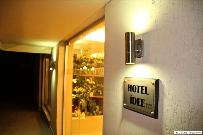 dee Hotel