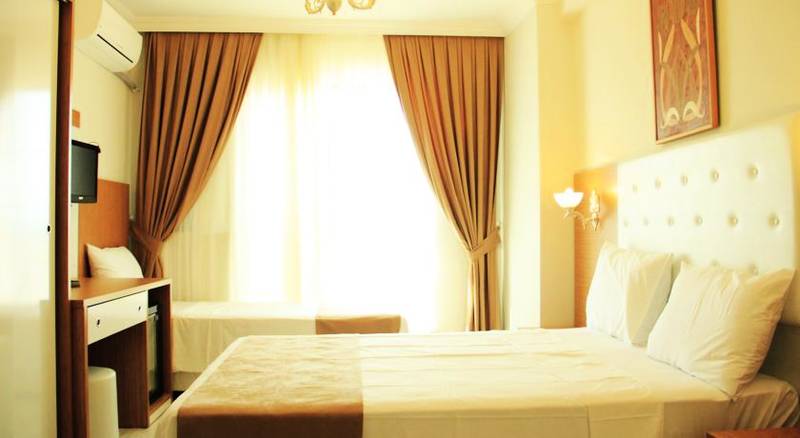 neada Parlak Resort Hotel
