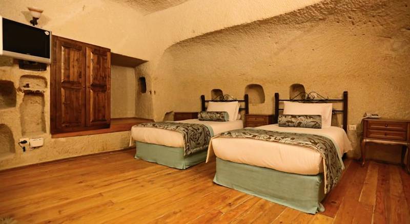 mperial Cave Hotel