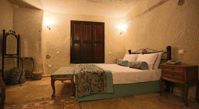 mperial Cave Hotel
