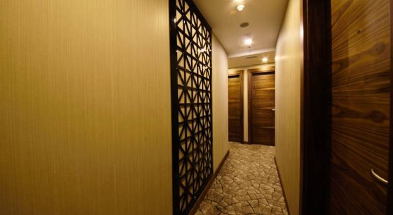 nera Hotel