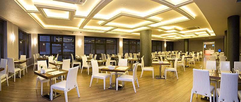 nnpera Hotel