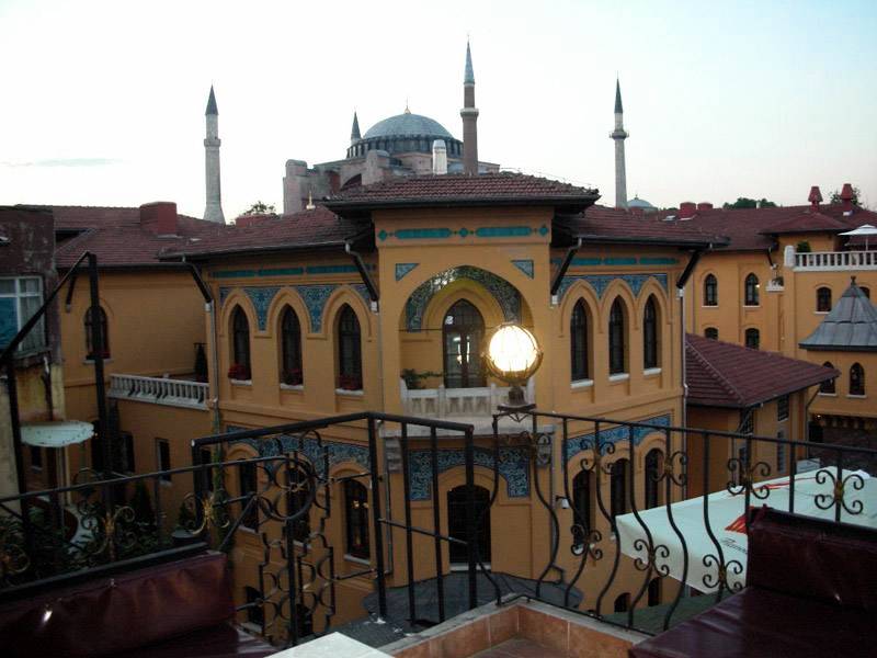 stanbul Hostel