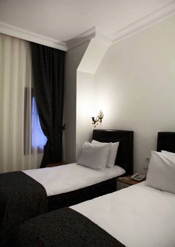 Jakaranda Boutique Hotel