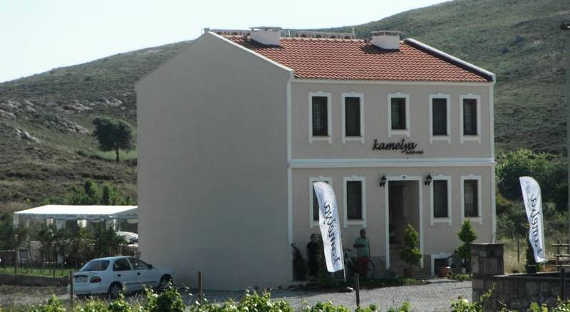 Kamelya Otel