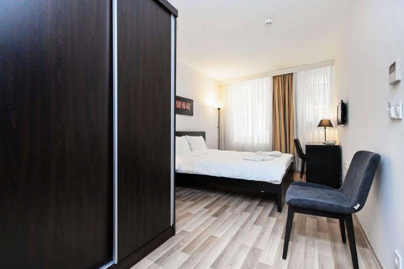 Karaky Aparts Hotel & Suites