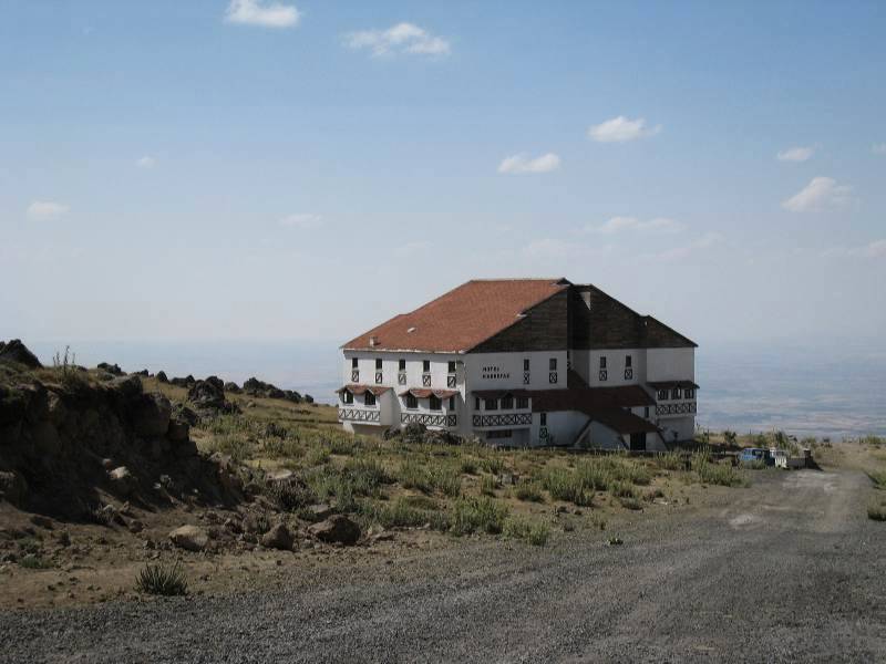 Karbeyaz Hotel