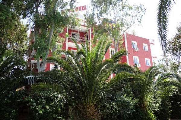 Kaynar Hotel