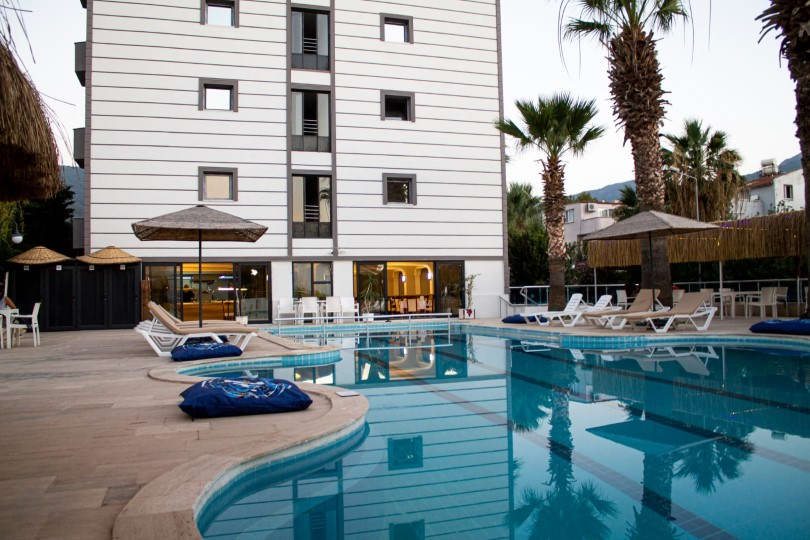 Knalkaya Hotel