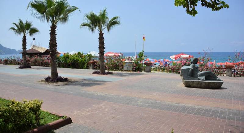 Kleopatra Dreams Beach Hotel