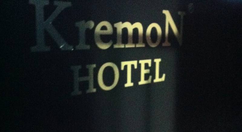 Kremon Hotel