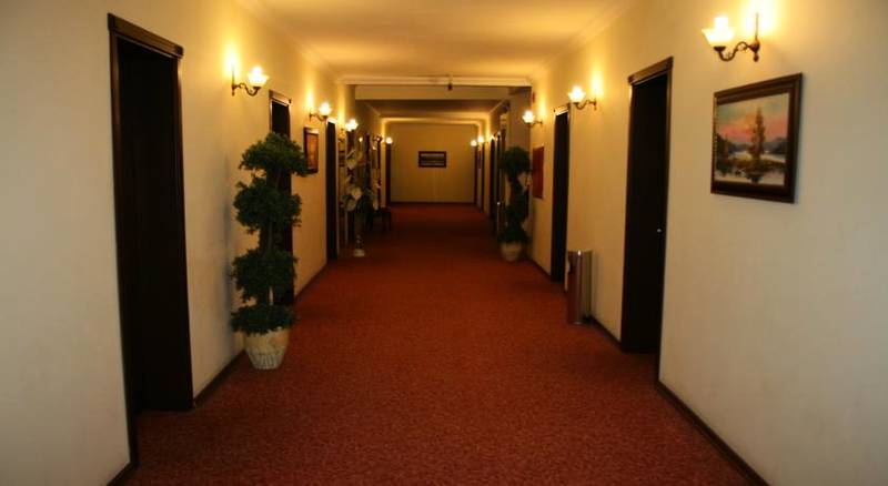 Kristal Otel Adana