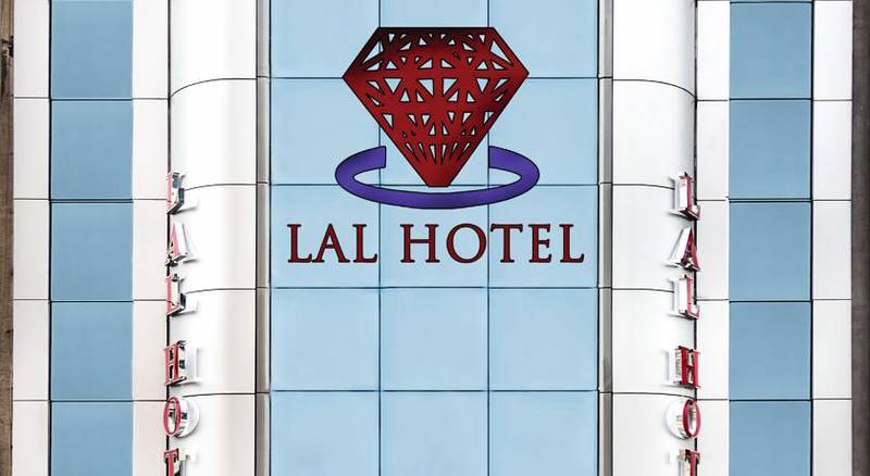 Lal Hotel