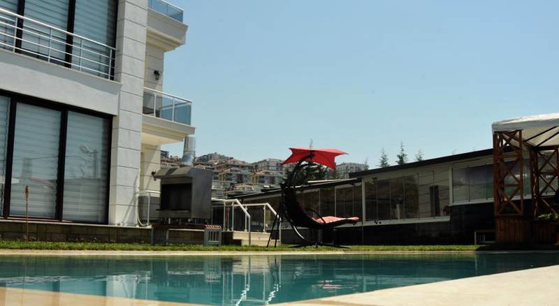 Larissa Hotel