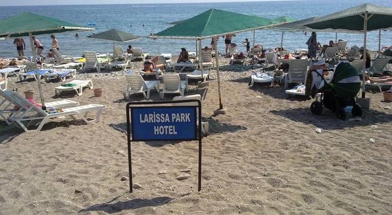 Larissa Park Hotel