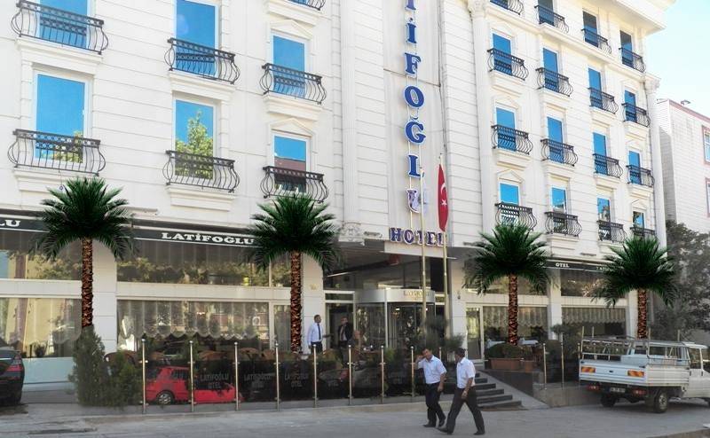 Latifolu Hotel