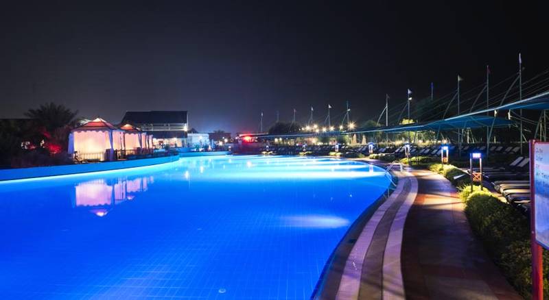 Limak Lara Deluxe Hotel & Resort