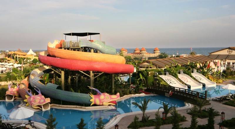 Limak Lara Deluxe Hotel & Resort