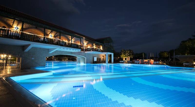 Limak Limra Hotel & Resort