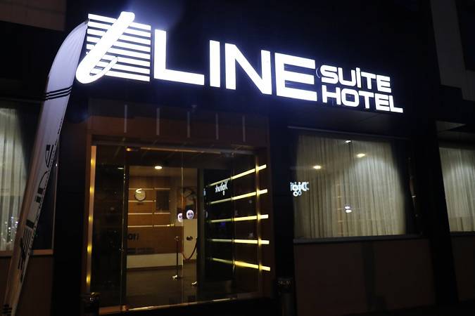 Line Suite Hotel