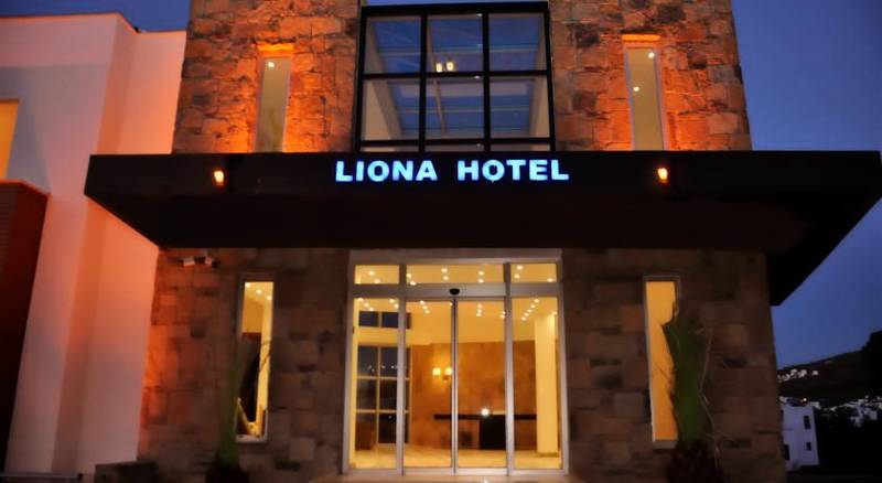 Liona Hotel