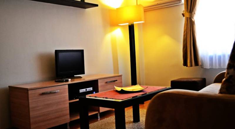 Liva Suite Hotel