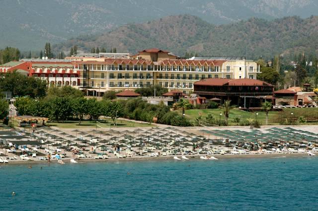 L'oceanica Beach Resort Hotel