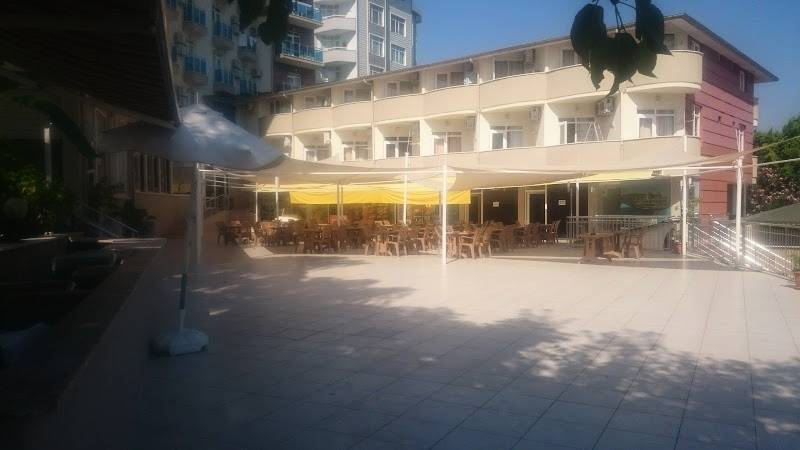 Maide Beach Hotel