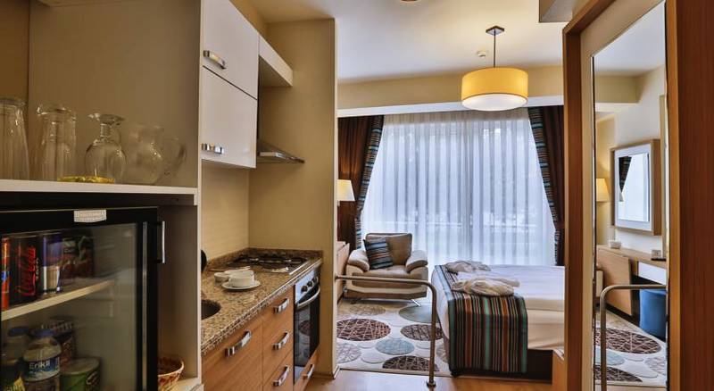 Festinn Suite Golden Horn