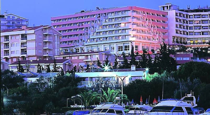 Marina Hotel Kuadas